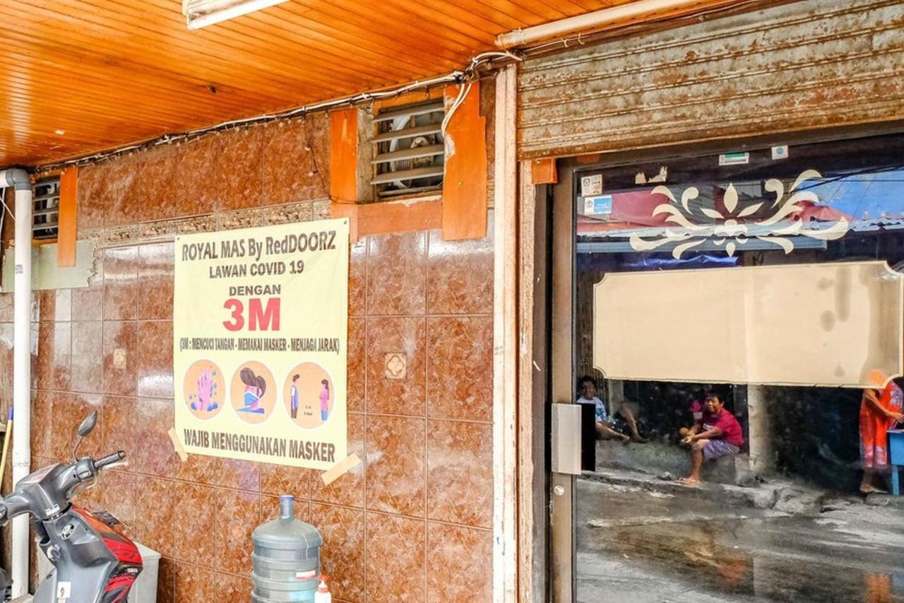 Royal Mas Hayam Wuruk Hotel Giacarta Esterno foto